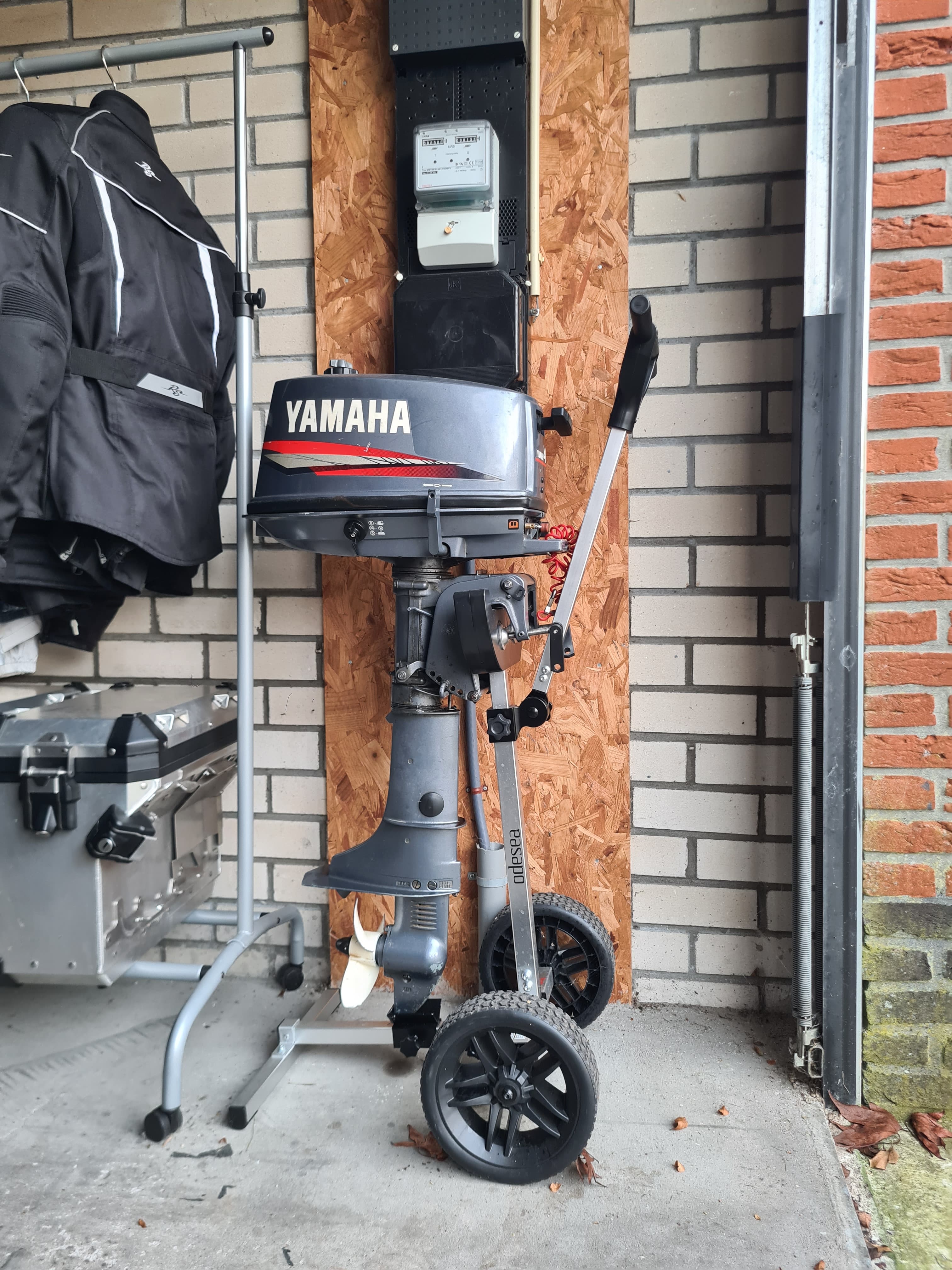 Yamaha 4 pk 2 takt buitenboordmotor - Afbeelding 1