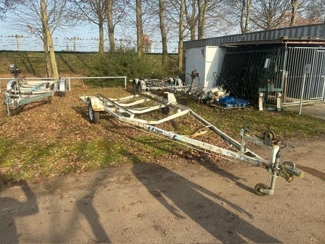 Trailer te koop - Twin Trailers