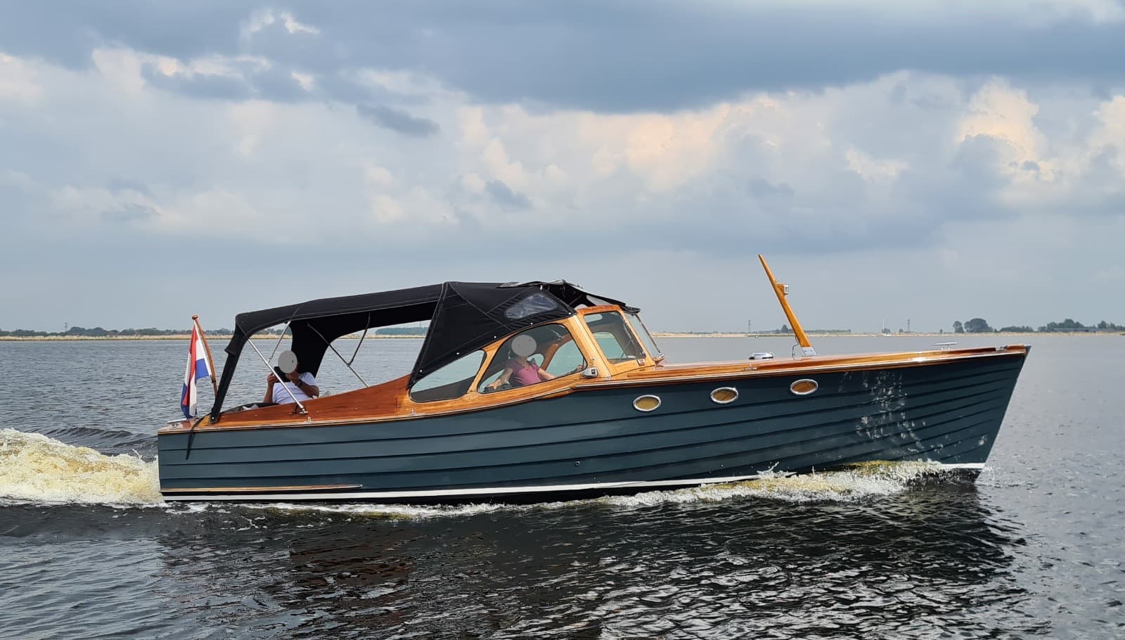 Mahoniehouten Zweedse kruiser Storebro Solo - Afbeelding 1